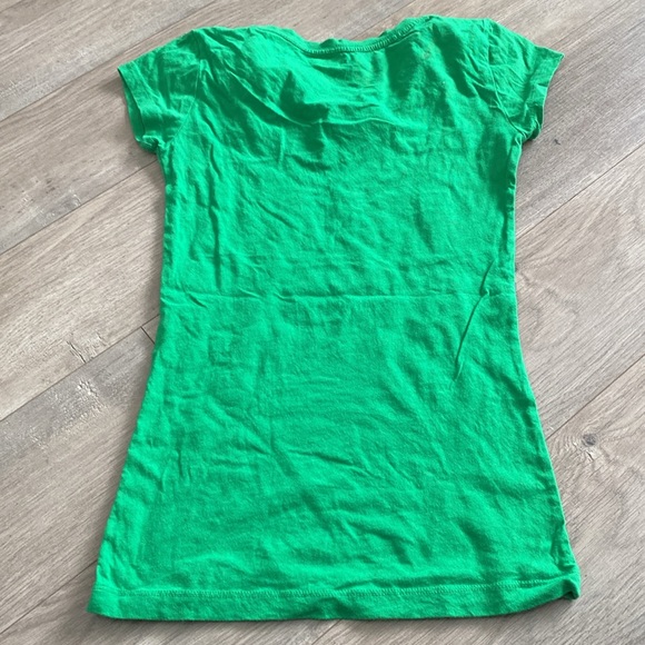 ST PATRICKS DAY LUCKY TEE shamrock clover Irish kiss me XS - Picture 3 of 5